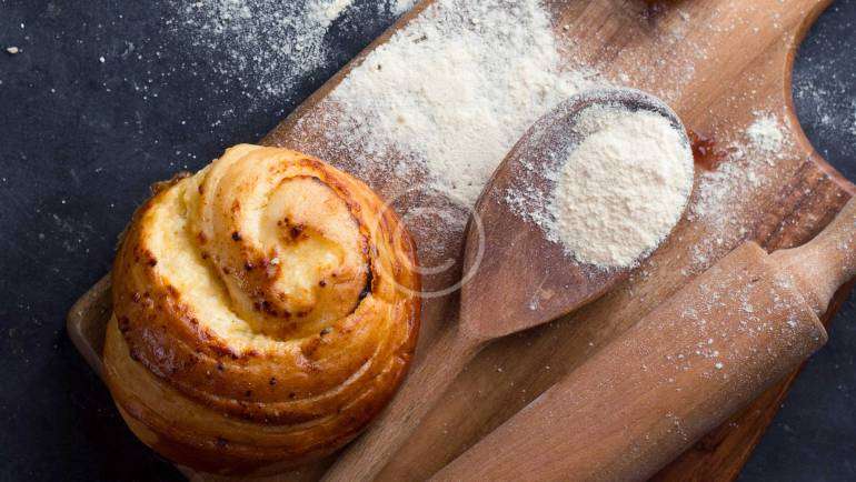 Cinnamon Rolls to Everyone! Autumn Fair is Coming